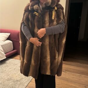 Gucci Brown Fur Cape with Luxurious Texture
